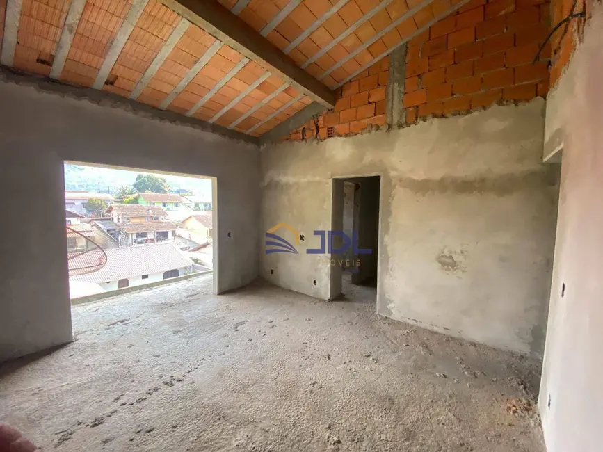 Casa com 3 quartos à venda, 375m2 em Velha, Blumenau - SC - imagem 4 Foto 4 de Casa com 3 quartos à venda, 375m2 em Velha, Blumenau - SC