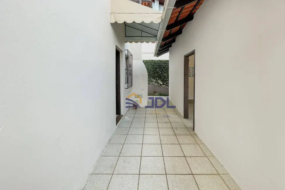 Casa com 3 quartos à venda, 364m2 em Vorstadt, Blumenau - SC - imagem 5 Foto 5 de Casa com 3 quartos à venda, 364m2 em Vorstadt, Blumenau - SC