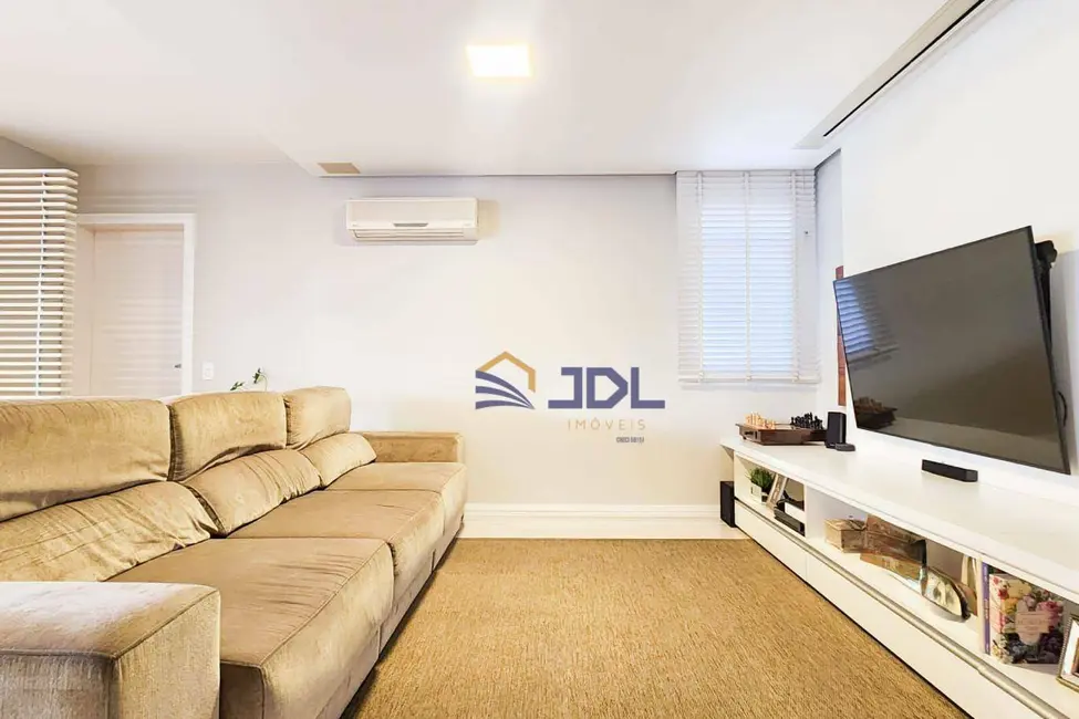 Apartamento com 2 quartos à venda, 243m2 em Victor Konder, Blumenau - SC - imagem 9 Foto 9 de Apartamento com 2 quartos à venda, 243m2 em Victor Konder, Blumenau - SC