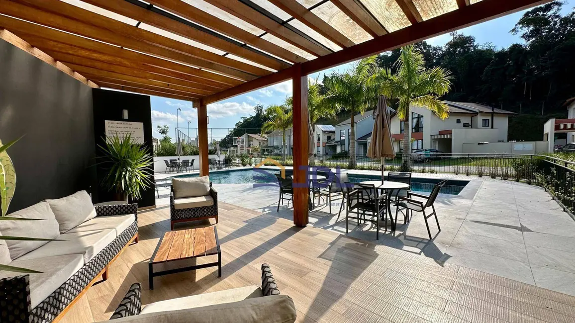 Casa de Condomínio com 3 quartos à venda, 176m2 em Tribess, Blumenau - SC - imagem 5 Foto 5 de Casa de Condomínio com 3 quartos à venda, 176m2 em Tribess, Blumenau - SC