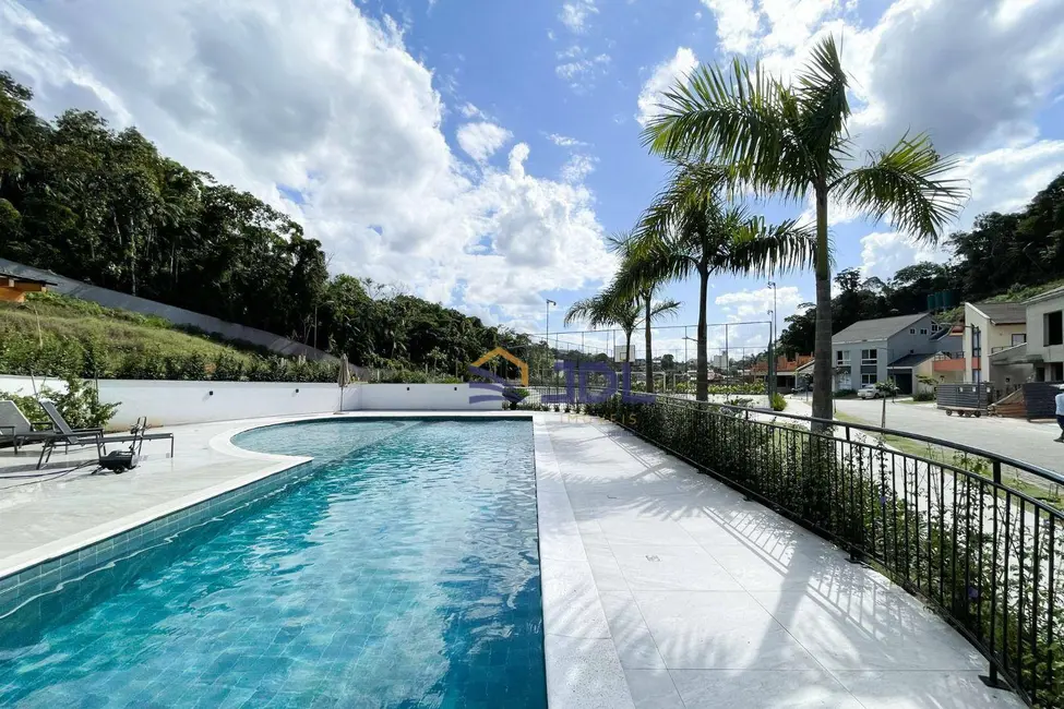 Casa de Condomínio com 3 quartos à venda, 176m2 em Tribess, Blumenau - SC - imagem 3 Foto 3 de Casa de Condomínio com 3 quartos à venda, 176m2 em Tribess, Blumenau - SC
