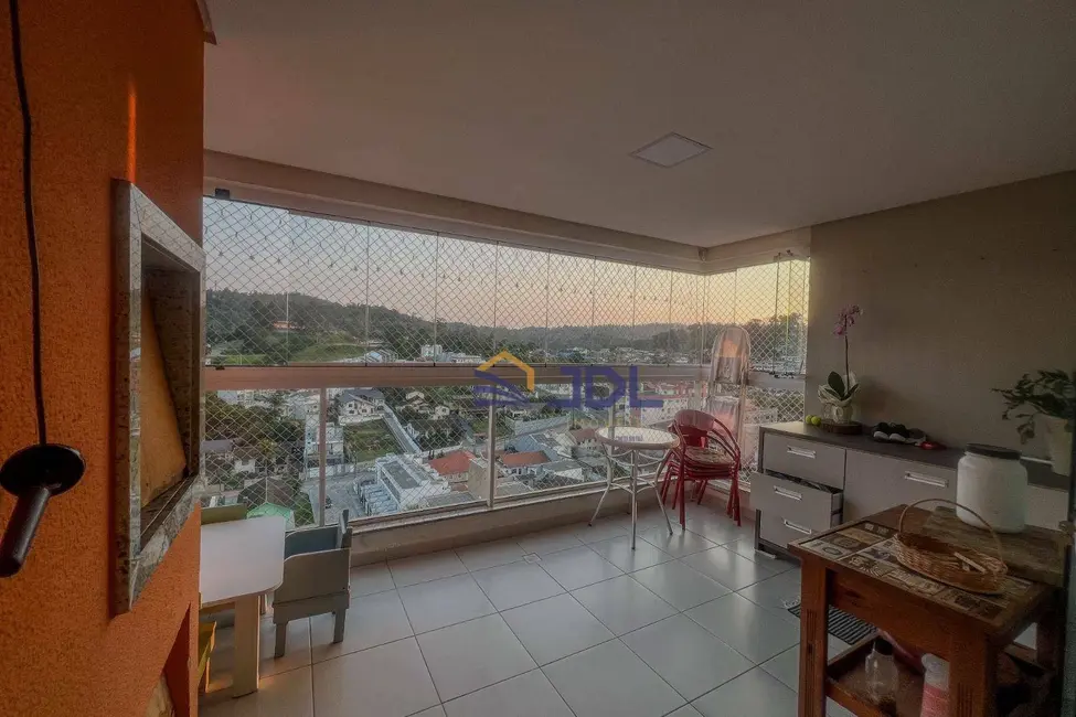 Apartamento com 3 quartos à venda, 139m2 em Asilo, Blumenau - SC - imagem 4 Foto 4 de Apartamento com 3 quartos à venda, 139m2 em Asilo, Blumenau - SC