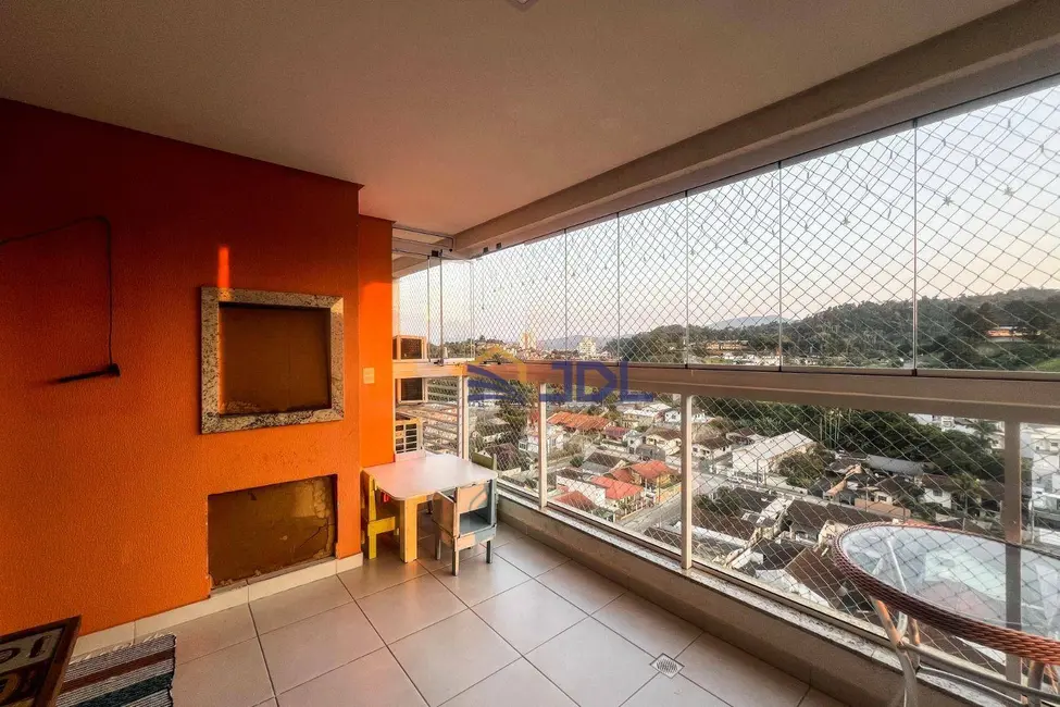 Apartamento com 3 quartos à venda, 139m2 em Asilo, Blumenau - SC - imagem 3 Foto 3 de Apartamento com 3 quartos à venda, 139m2 em Asilo, Blumenau - SC