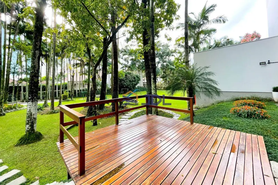 Apartamento com 3 quartos à venda, 350m2 em Ponta Aguda, Blumenau - SC - imagem 3 Foto 3 de Apartamento com 3 quartos à venda, 350m2 em Ponta Aguda, Blumenau - SC