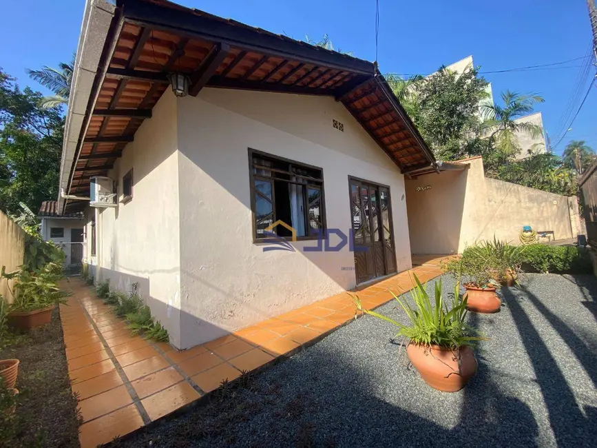 Foto 2 de Casa com 3 quartos à venda, 317m2 em Velha, Blumenau - SC