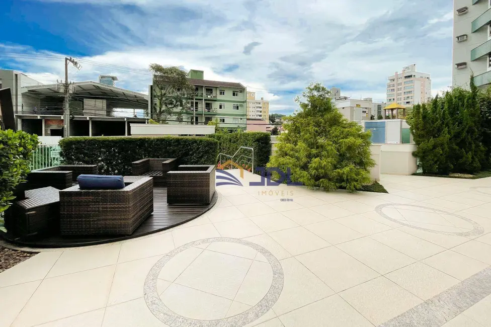 Apartamento com 3 quartos à venda, 116m2 em Vila Nova, Blumenau - SC - imagem 3 Foto 3 de Apartamento com 3 quartos à venda, 116m2 em Vila Nova, Blumenau - SC