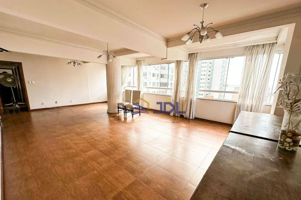 Apartamento com 4 quartos à venda, 142m2 em Centro, Balneario Camboriu - SC - imagem 8 Foto 8 de Apartamento com 4 quartos à venda, 142m2 em Centro, Balneario Camboriu - SC