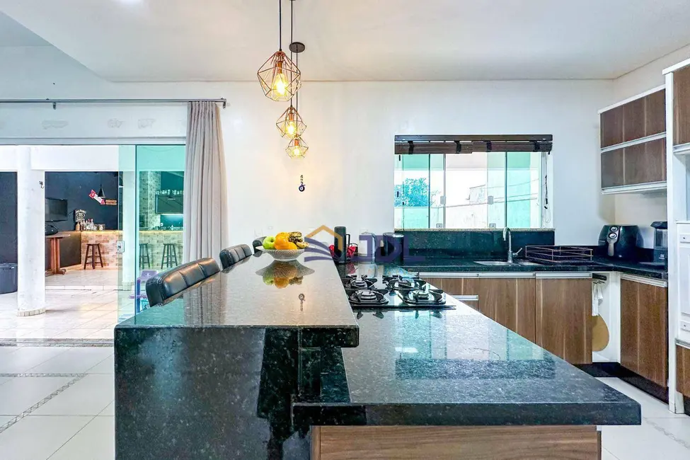 Casa com 3 quartos à venda, 570m2 em Passo Manso, Blumenau - SC - imagem 6 Foto 6 de Casa com 3 quartos à venda, 570m2 em Passo Manso, Blumenau - SC