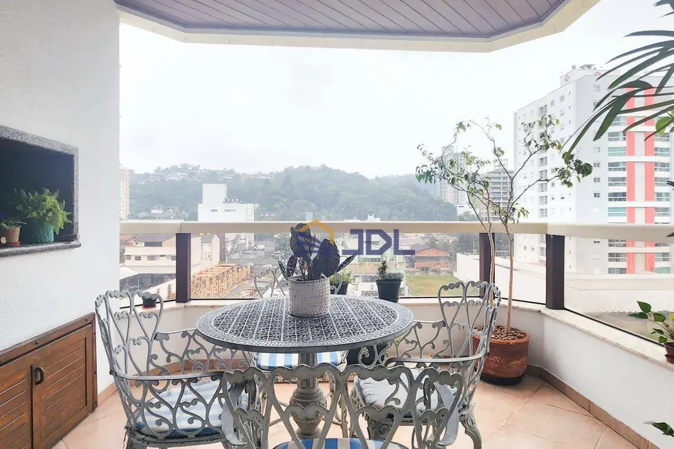Apartamento com 3 quartos à venda, 248m2 em Vila Nova, Blumenau - SC - imagem 5 Foto 5 de Apartamento com 3 quartos à venda, 248m2 em Vila Nova, Blumenau - SC