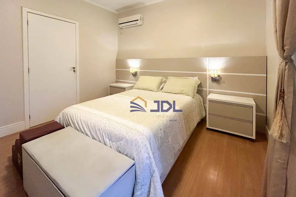 Casa com 3 quartos à venda, 436m2 em Velha, Blumenau - SC - imagem 7 Foto 7 de Casa com 3 quartos à venda, 436m2 em Velha, Blumenau - SC