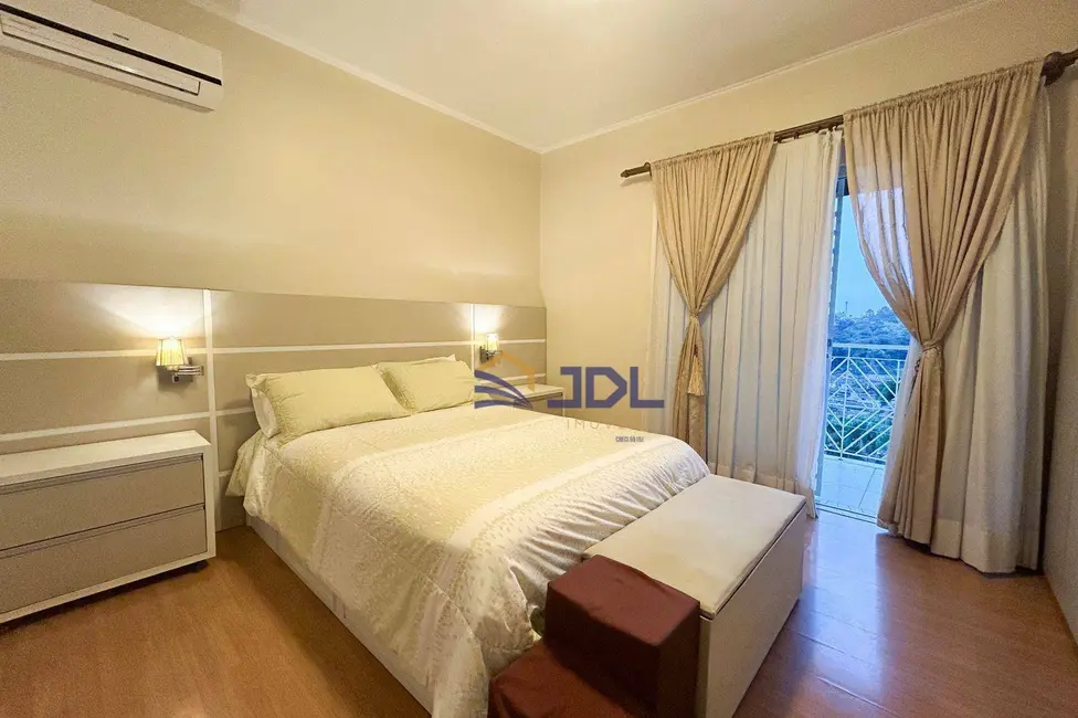Casa com 3 quartos à venda, 436m2 em Velha, Blumenau - SC - imagem 6 Foto 6 de Casa com 3 quartos à venda, 436m2 em Velha, Blumenau - SC
