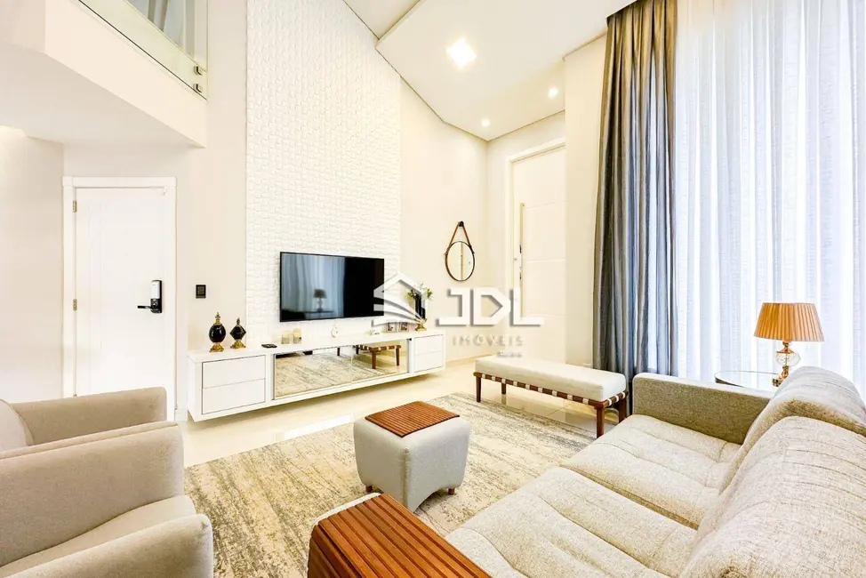 Casa de Condomínio com 3 quartos à venda, 347m2 em Itoupava Central, Blumenau - SC - imagem 4 Foto 4 de Casa de Condomínio com 3 quartos à venda, 347m2 em Itoupava Central, Blumenau - SC
