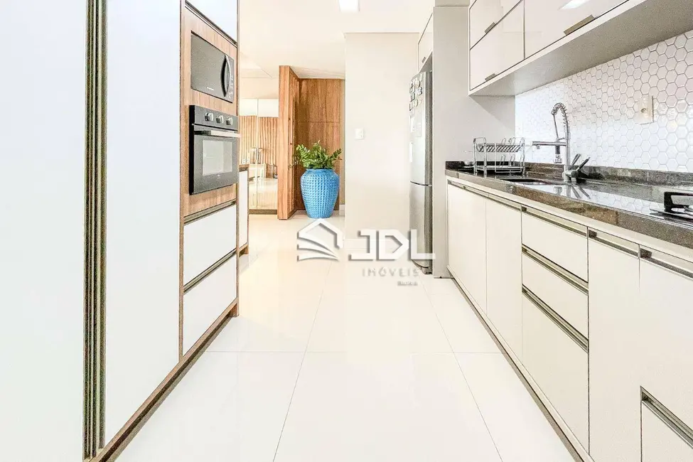 Apartamento com 3 quartos à venda, 235m2 em Vorstadt, Blumenau - SC - imagem 8 Foto 8 de Apartamento com 3 quartos à venda, 235m2 em Vorstadt, Blumenau - SC