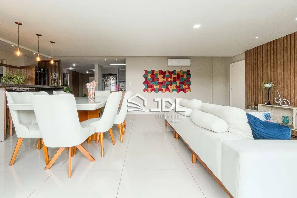 Apartamento com 3 quartos à venda, 235m2 em Vorstadt, Blumenau - SC - imagem 3 Foto 3 de Apartamento com 3 quartos à venda, 235m2 em Vorstadt, Blumenau - SC