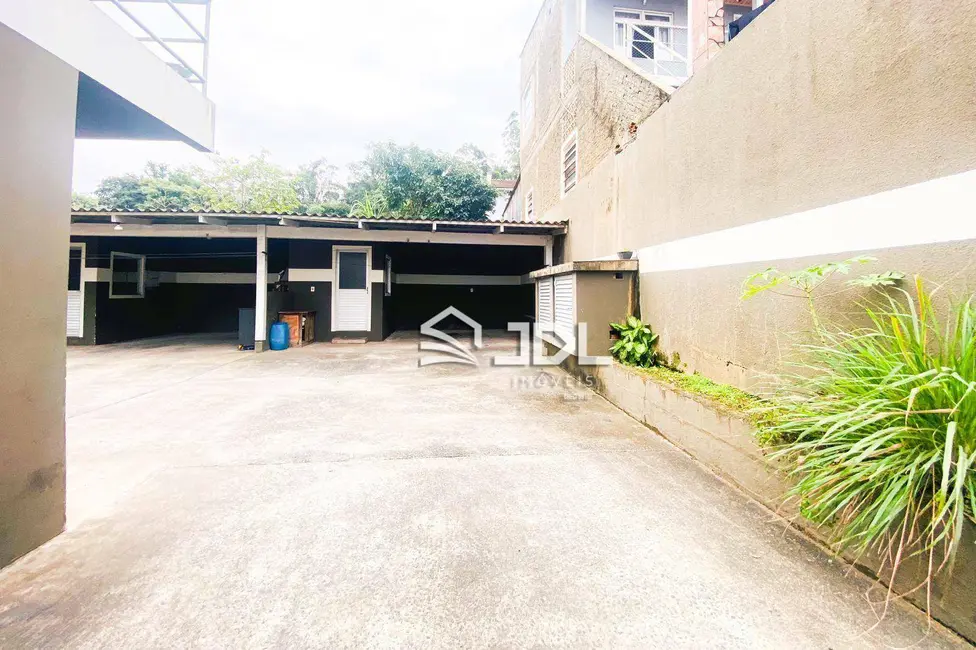 Casa com 3 quartos à venda, 325m2 em Salto do Norte, Blumenau - SC - imagem 6 Foto 6 de Casa com 3 quartos à venda, 325m2 em Salto do Norte, Blumenau - SC