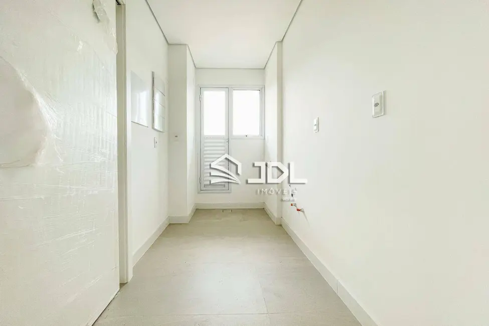 Apartamento com 3 quartos à venda, 201m2 em Jardim Blumenau, Blumenau - SC - imagem 8 Foto 8 de Apartamento com 3 quartos à venda, 201m2 em Jardim Blumenau, Blumenau - SC