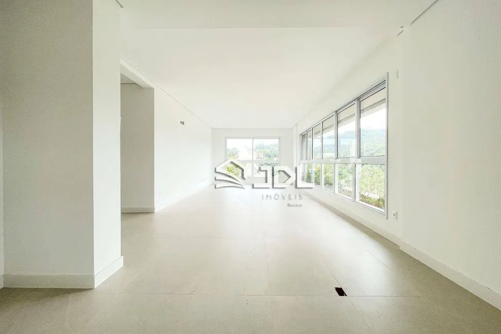 Apartamento com 3 quartos à venda, 201m2 em Jardim Blumenau, Blumenau - SC - imagem 6 Foto 6 de Apartamento com 3 quartos à venda, 201m2 em Jardim Blumenau, Blumenau - SC