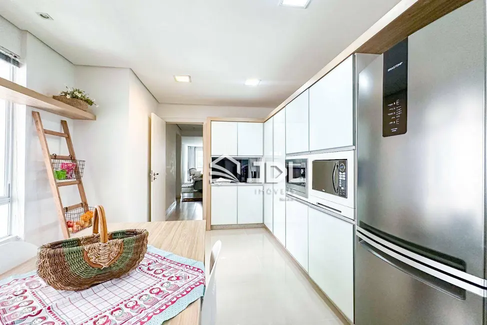 Apartamento com 4 quartos à venda, 250m2 em Ponta Aguda, Blumenau - SC - imagem 8 Foto 8 de Apartamento com 4 quartos à venda, 250m2 em Ponta Aguda, Blumenau - SC