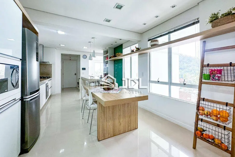 Apartamento com 4 quartos à venda, 250m2 em Ponta Aguda, Blumenau - SC - imagem 6 Foto 6 de Apartamento com 4 quartos à venda, 250m2 em Ponta Aguda, Blumenau - SC