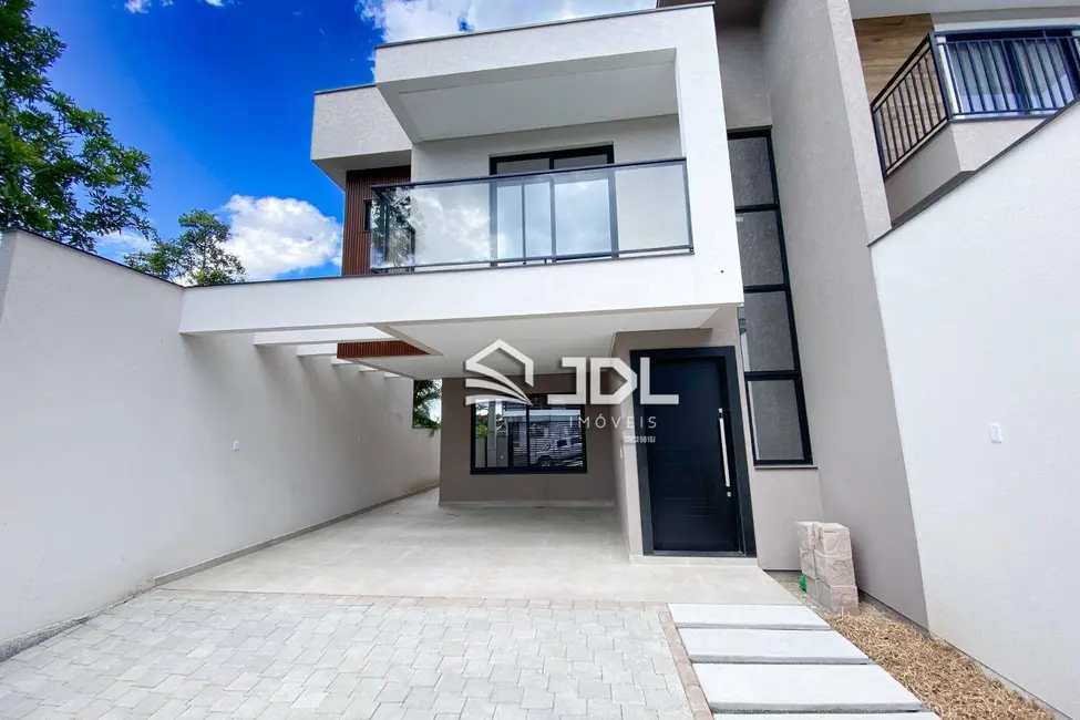 Casa com 3 quartos à venda, 223m2 em Velha, Blumenau - SC - imagem 3 Foto 3 de Casa com 3 quartos à venda, 223m2 em Velha, Blumenau - SC