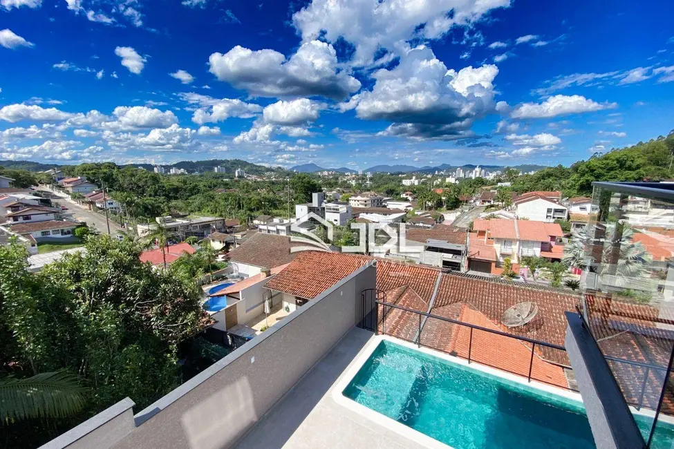 Foto 1 de Casa com 3 quartos à venda, 223m2 em Velha, Blumenau - SC
