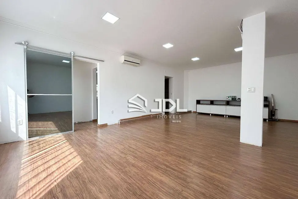 Casa com 3 quartos à venda, 500m2 em Ponta Aguda, Blumenau - SC - imagem 7 Foto 7 de Casa com 3 quartos à venda, 500m2 em Ponta Aguda, Blumenau - SC