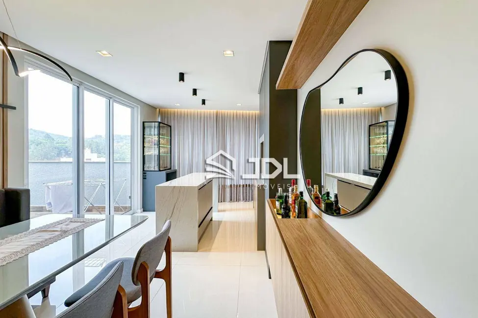 Cobertura com 3 quartos à venda, 212m2 em Itoupava Central, Blumenau - SC - imagem 9 Foto 9 de Cobertura com 3 quartos à venda, 212m2 em Itoupava Central, Blumenau - SC