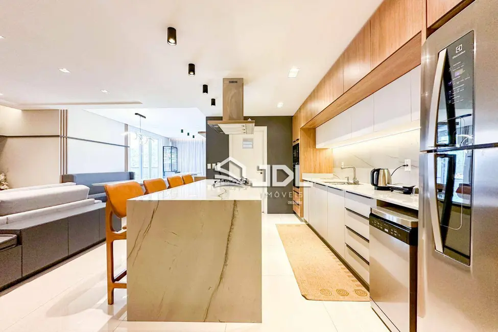 Cobertura com 3 quartos à venda, 212m2 em Itoupava Central, Blumenau - SC - imagem 4 Foto 4 de Cobertura com 3 quartos à venda, 212m2 em Itoupava Central, Blumenau - SC