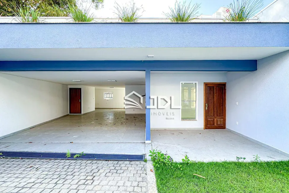 Casa com 4 quartos à venda e para alugar, 360m2 em Jardim Blumenau, Blumenau - SC - imagem 3 Foto 3 de Casa com 4 quartos à venda e para alugar, 360m2 em Jardim Blumenau, Blumenau - SC