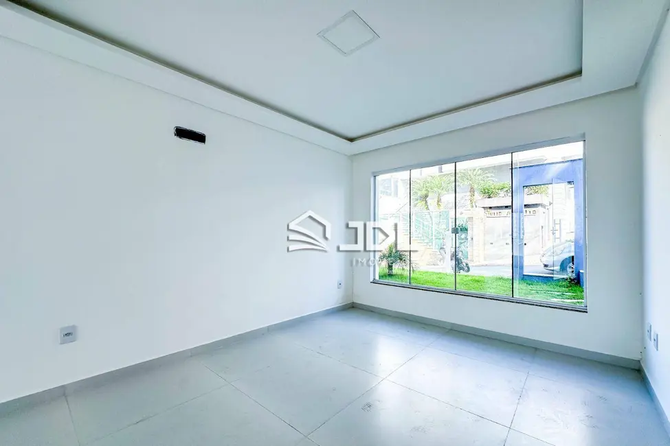 Casa com 4 quartos à venda e para alugar, 360m2 em Jardim Blumenau, Blumenau - SC - imagem 5 Foto 5 de Casa com 4 quartos à venda e para alugar, 360m2 em Jardim Blumenau, Blumenau - SC