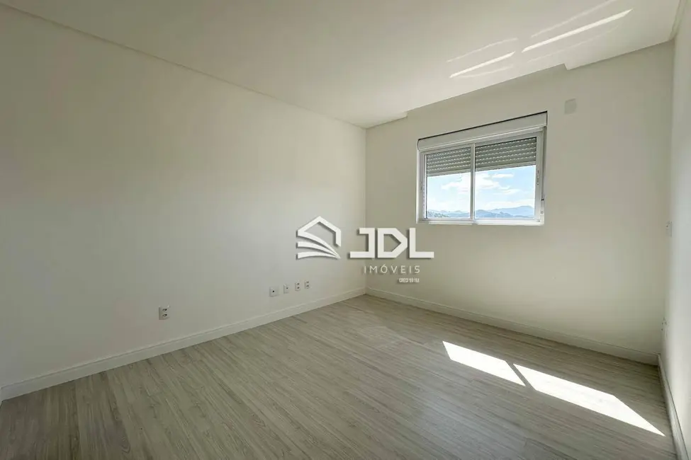 Apartamento com 3 quartos à venda, 200m2 em Asilo, Blumenau - SC - imagem 7 Foto 7 de Apartamento com 3 quartos à venda, 200m2 em Asilo, Blumenau - SC