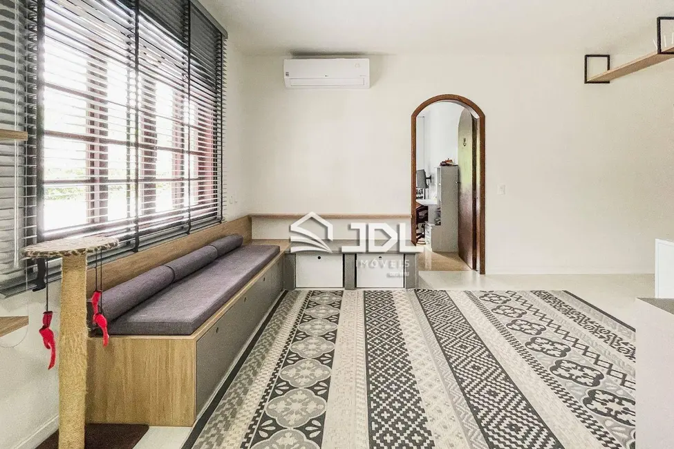 Casa de Condomínio com 3 quartos à venda, 466m2 em Vorstadt, Blumenau - SC - imagem 8 Foto 8 de Casa de Condomínio com 3 quartos à venda, 466m2 em Vorstadt, Blumenau - SC