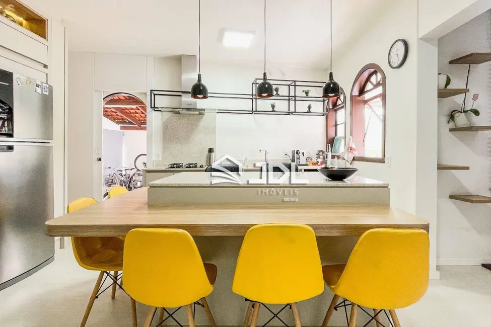 Casa de Condomínio com 3 quartos à venda, 466m2 em Vorstadt, Blumenau - SC - imagem 4 Foto 4 de Casa de Condomínio com 3 quartos à venda, 466m2 em Vorstadt, Blumenau - SC