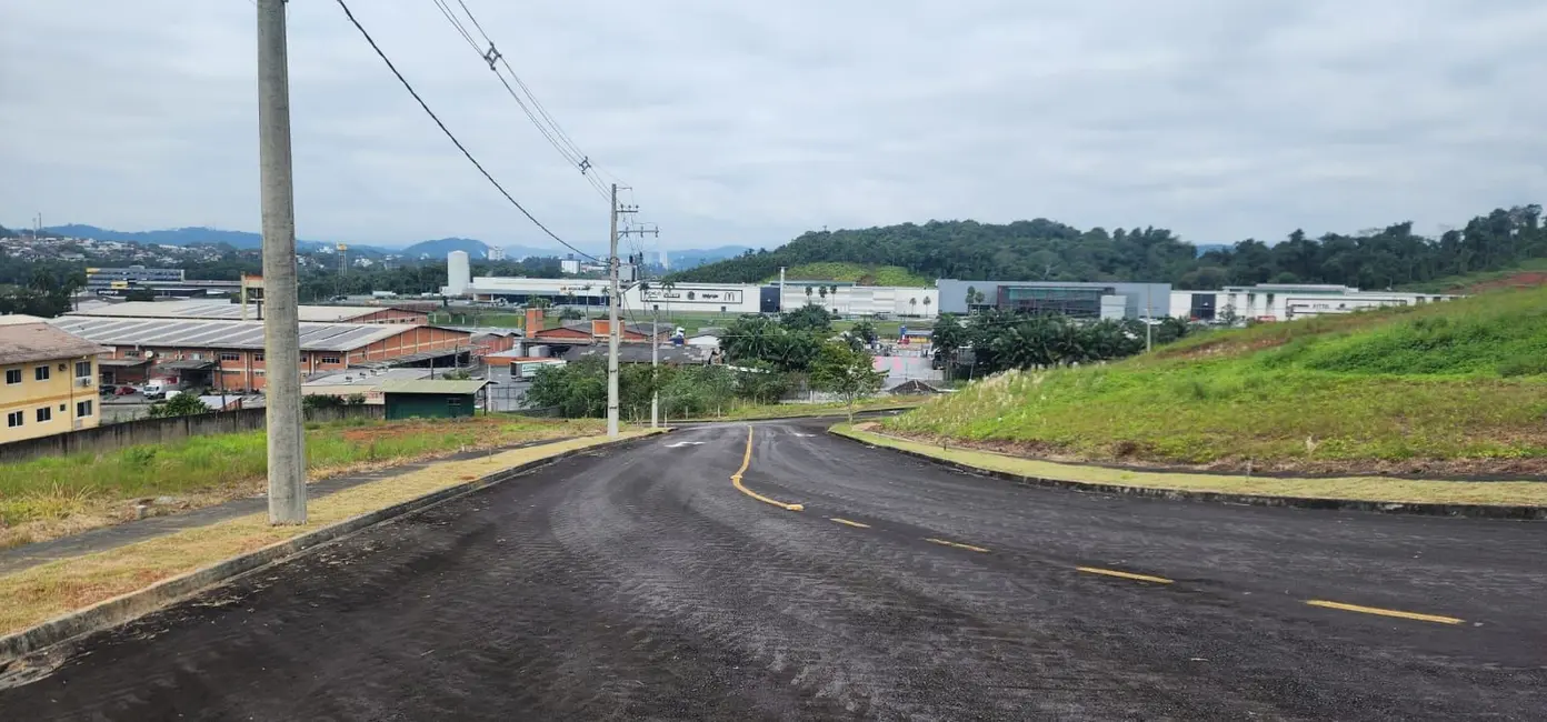 Foto 2 de Terreno / Lote à venda, 360m2 em Blumenau - SC