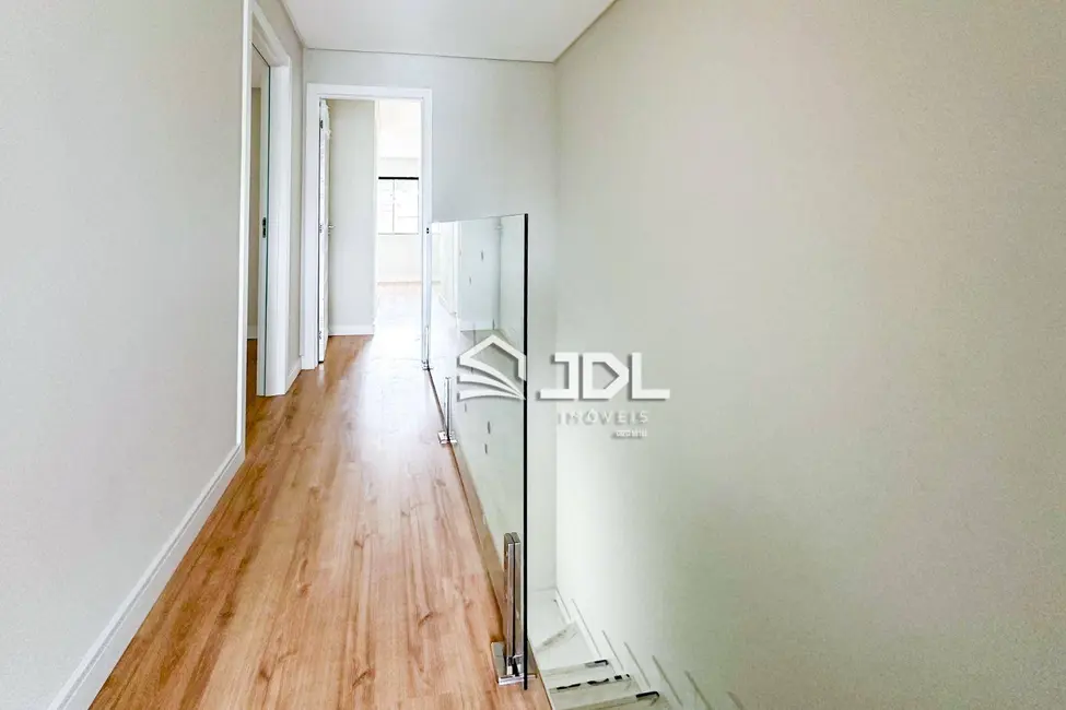 Foto 2 de Casa com 3 quartos à venda, 147m2 em Velha, Blumenau - SC