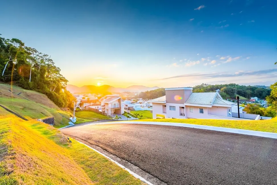 Terreno / Lote à venda, 656m2 em Itoupava Central, Blumenau - SC - imagem 4 Foto 4 de Terreno / Lote à venda, 656m2 em Itoupava Central, Blumenau - SC