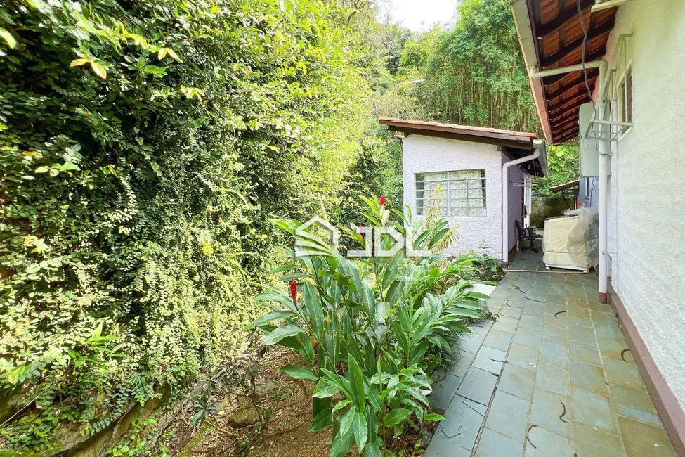 Casa com 4 quartos à venda, 1417m2 em Itoupava Seca, Blumenau - SC - imagem 6 Foto 6 de Casa com 4 quartos à venda, 1417m2 em Itoupava Seca, Blumenau - SC