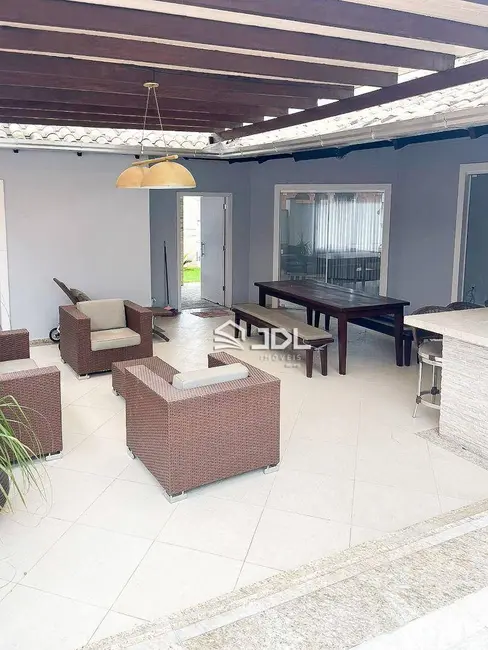 Casa com 3 quartos à venda, 364m2 em Velha, Blumenau - SC - imagem 8 Foto 8 de Casa com 3 quartos à venda, 364m2 em Velha, Blumenau - SC