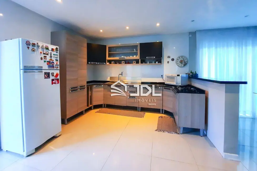 Casa com 3 quartos à venda, 15m2 em Itoupava Central, Blumenau - SC - imagem 5 Foto 5 de Casa com 3 quartos à venda, 15m2 em Itoupava Central, Blumenau - SC