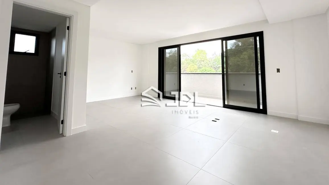 Apartamento com 1 quarto à venda, 51m2 em Centro, Blumenau - SC - imagem 2 Foto 2 de Apartamento com 1 quarto à venda, 51m2 em Centro, Blumenau - SC