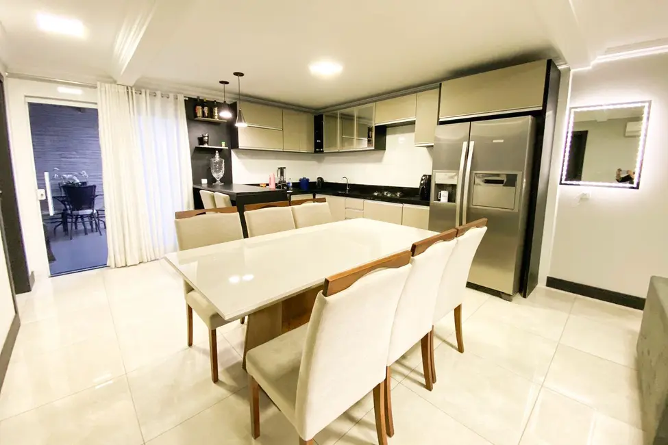 Foto 2 de Casa com 3 quartos à venda, 201m2 em Itoupava Norte, Blumenau - SC