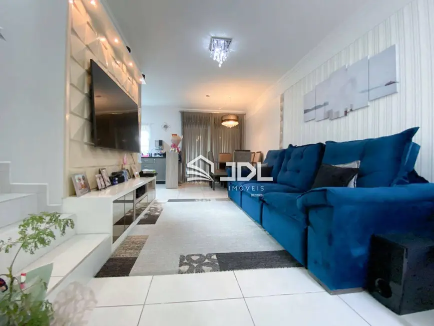 Casa com 3 quartos à venda, 154m2 em Água Verde, Blumenau - SC - imagem 6 Foto 6 de Casa com 3 quartos à venda, 154m2 em Água Verde, Blumenau - SC