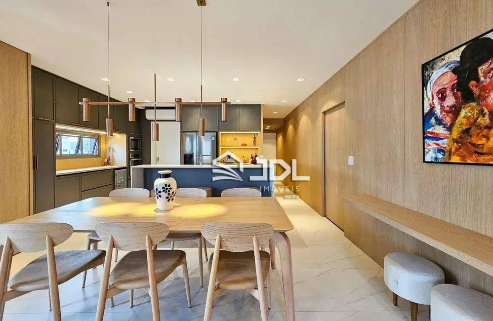 Apartamento com 3 quartos à venda, 206m2 em Victor Konder, Blumenau - SC - imagem 4 Foto 4 de Apartamento com 3 quartos à venda, 206m2 em Victor Konder, Blumenau - SC