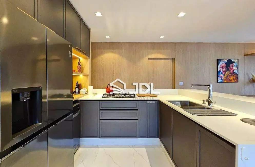 Apartamento com 3 quartos à venda, 206m2 em Victor Konder, Blumenau - SC - imagem 6 Foto 6 de Apartamento com 3 quartos à venda, 206m2 em Victor Konder, Blumenau - SC