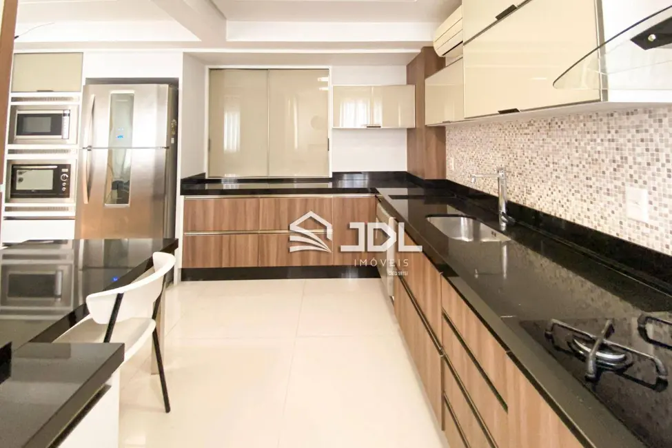 Cobertura com 4 quartos à venda, 400m2 em Blumenau - SC - imagem 5 Foto 5 de Cobertura com 4 quartos à venda, 400m2 em Blumenau - SC
