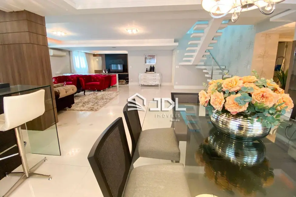 Cobertura com 4 quartos à venda, 400m2 em Blumenau - SC - imagem 7 Foto 7 de Cobertura com 4 quartos à venda, 400m2 em Blumenau - SC
