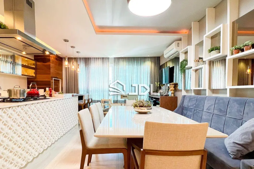 Apartamento com 3 quartos à venda, 201m2 em Velha, Blumenau - SC - imagem 4 Foto 4 de Apartamento com 3 quartos à venda, 201m2 em Velha, Blumenau - SC