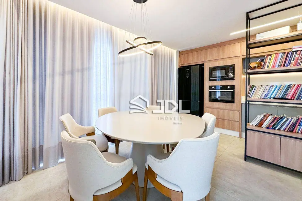 Cobertura com 3 quartos à venda, 252m2 em Fortaleza, Blumenau - SC - imagem 6 Foto 6 de Cobertura com 3 quartos à venda, 252m2 em Fortaleza, Blumenau - SC