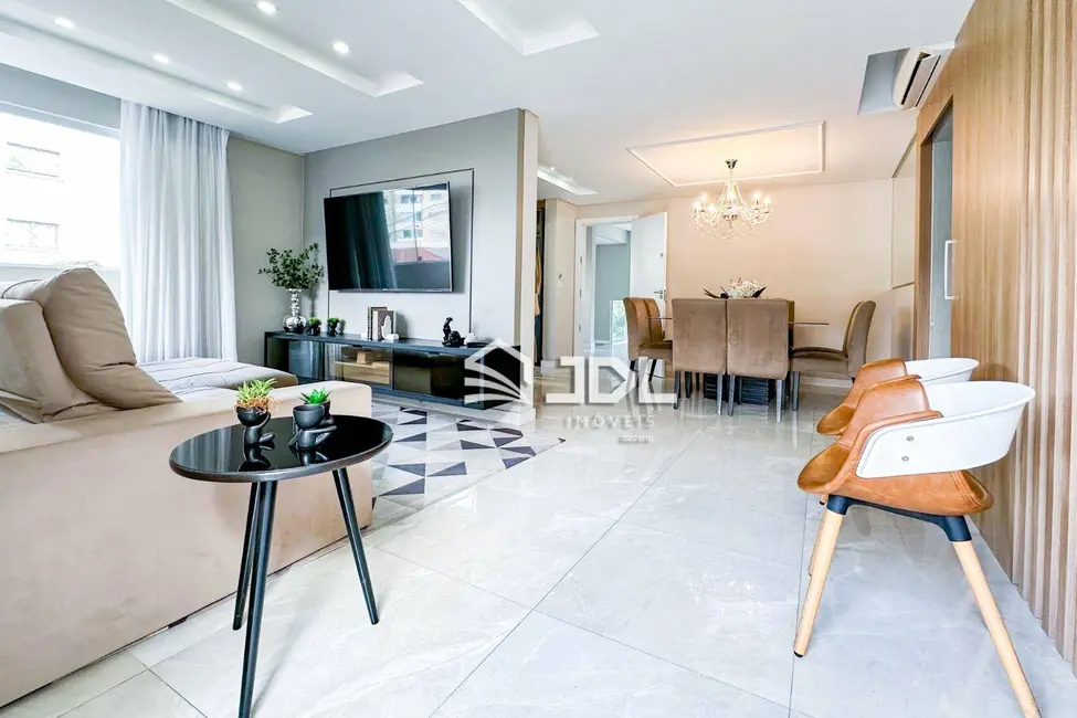 Casa com 3 quartos à venda, 472m2 em Escola Agrícola, Blumenau - SC - imagem 3 Foto 3 de Casa com 3 quartos à venda, 472m2 em Escola Agrícola, Blumenau - SC