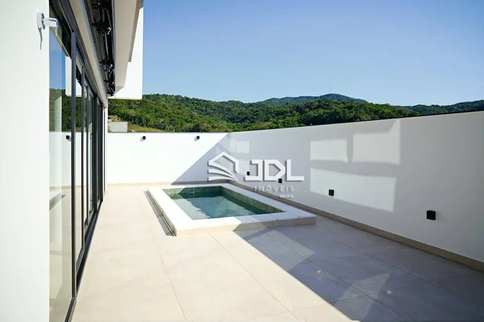 Casa de Condomínio com 3 quartos à venda, 306m2 em Velha, Blumenau - SC - imagem 9 Foto 9 de Casa de Condomínio com 3 quartos à venda, 306m2 em Velha, Blumenau - SC